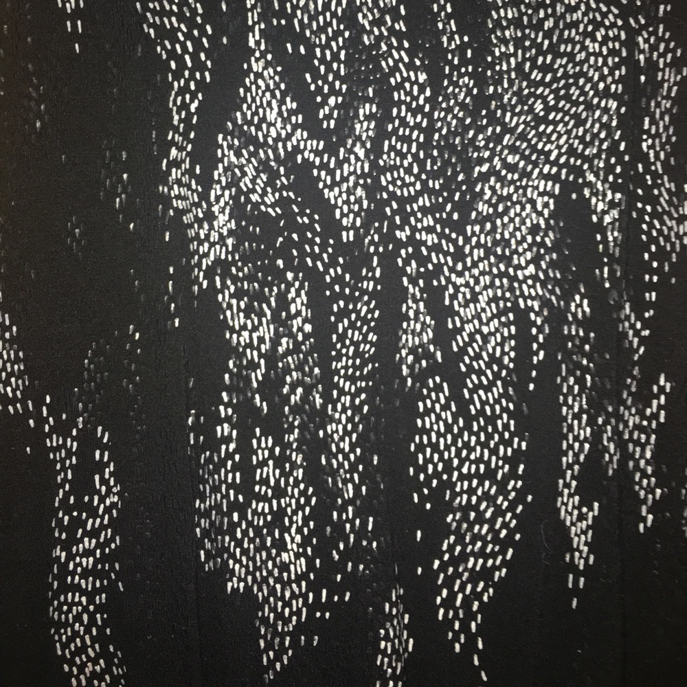 Shimmer Tee - Picture 2 of 5